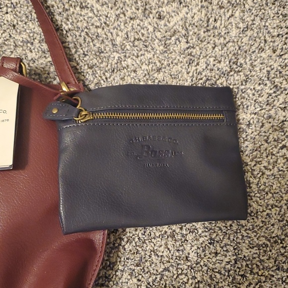 G.H Bass & Co purse NWT - Picture 3 of 3